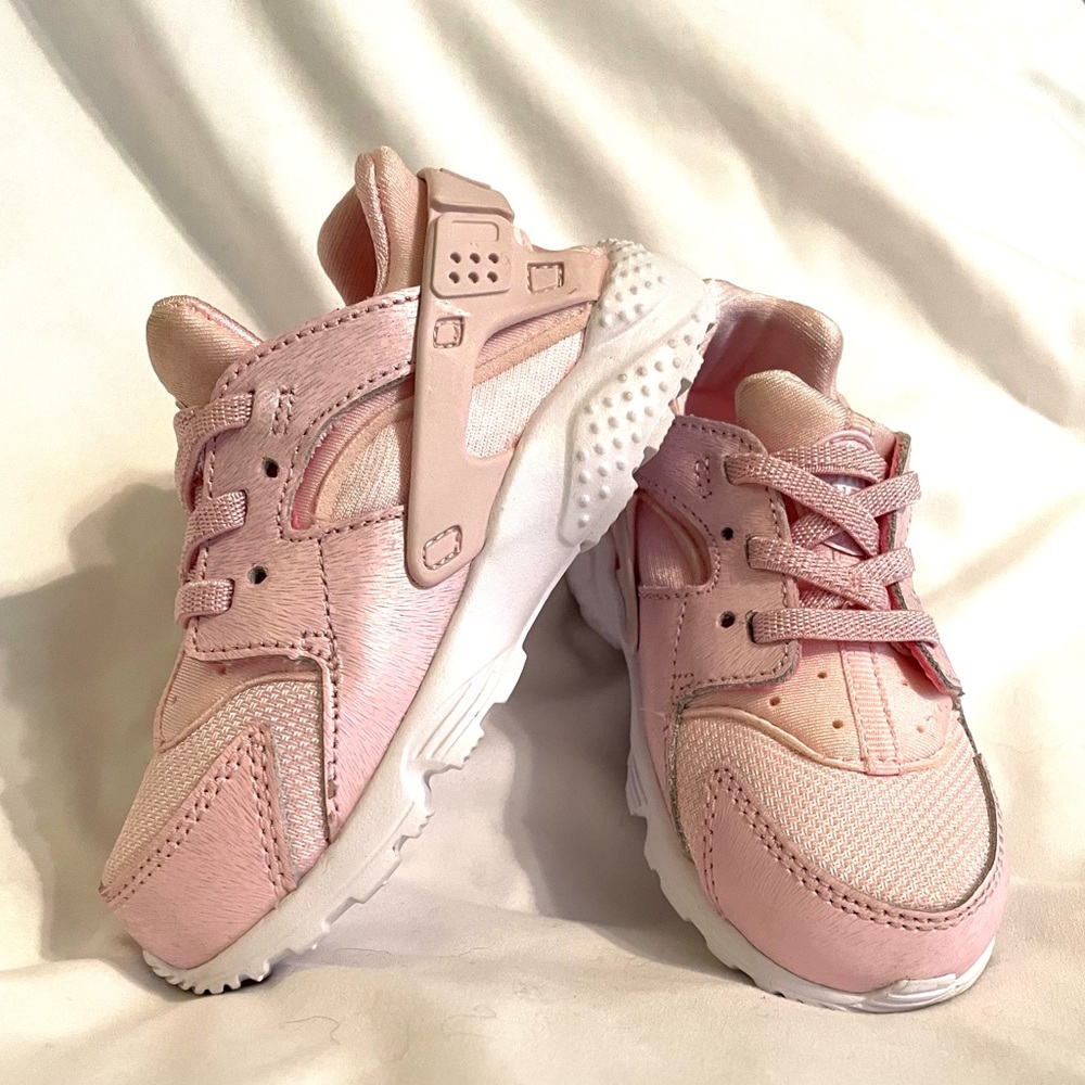Nike Hurache Toddler 8c Light Pink Barely Worn
